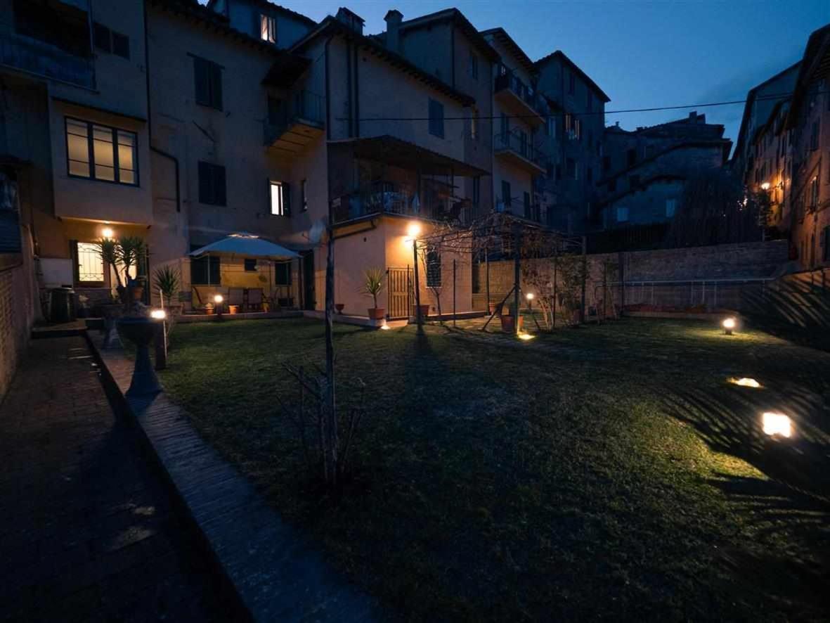 Apartamento Advocata Nostra Incontro Di Storia E Centralita *